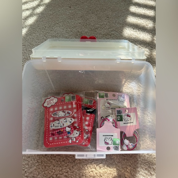 Miniso hello hair clip set with Sanrio storage box main image 7